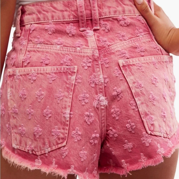 NWT! FREE PEOPLE Mixed Emotions Distressed High-Low Denim Shorts - Picture 7 of 11